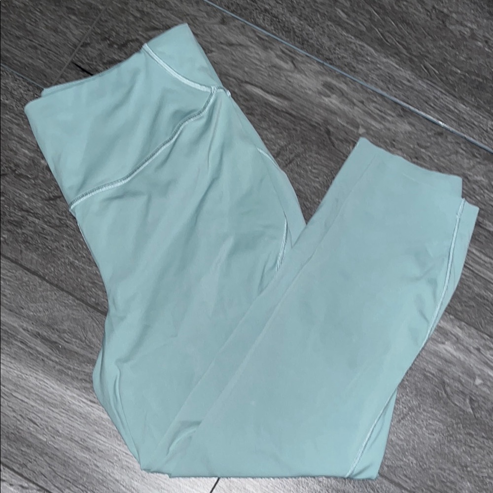 ❄️Lululemon Light Blue Leggings